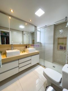 Apartamento de 178m² no Edifício Zefirus com 3 suítes + DCE