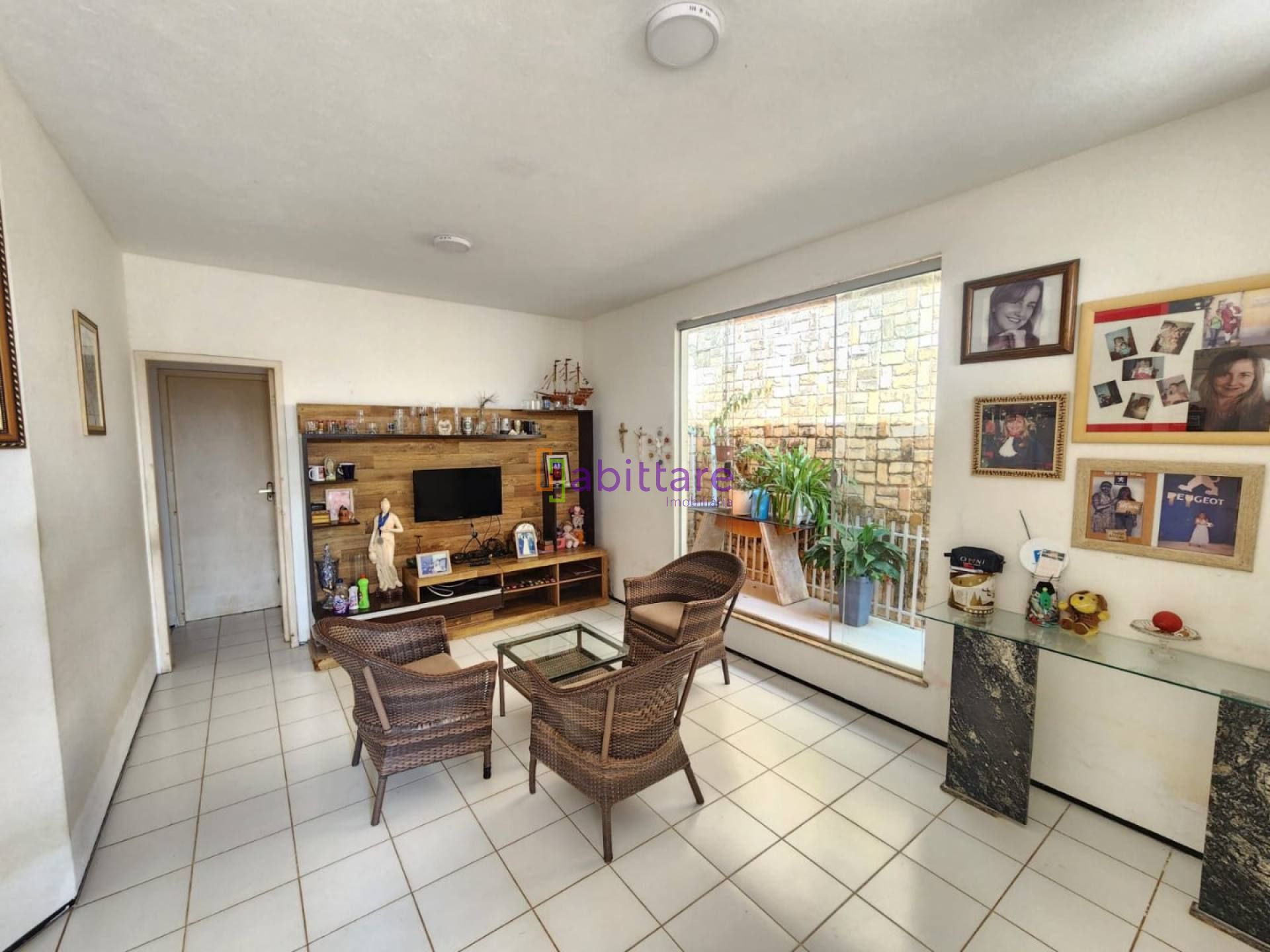 Condomínio Village Paradiso - Casa com 03 quartos (01 suíte) no Jardim Eldorado.