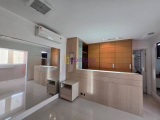 Apto no Condomínio Maison Monet, 274m² com 3 quartos (2 suítes)  - Ponta do Farol