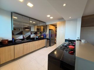 Condomínio Europa - Apartamento triplex MOBILIADO de 250m² com 4 quartos (2 suítes) no Jardim Renascença