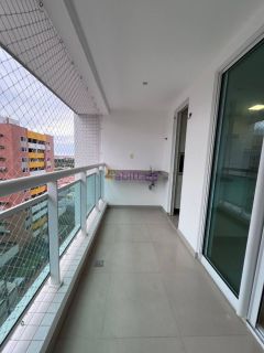 Apartamento com 2 quartos (1 suíte) de 65m² no Condomínio Alto do Renascença