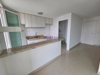 Alugo apartamento com projetados de 3 quartos (1 suíte) no Edifício Alto do Renascença