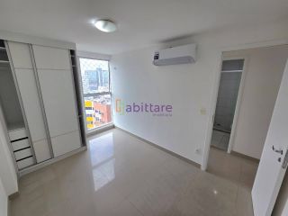 Alugo apartamento com projetados de 3 quartos (1 suíte) no Edifício Alto do Renascença
