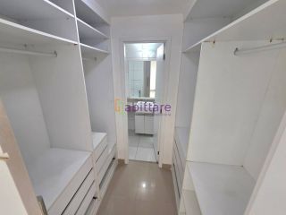 Alugo apartamento com projetados de 3 quartos (1 suíte) no Edifício Alto do Renascença