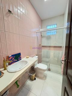 Casa em Condomínio na rua Boa Esperança com 3 quartos (2 suítes)