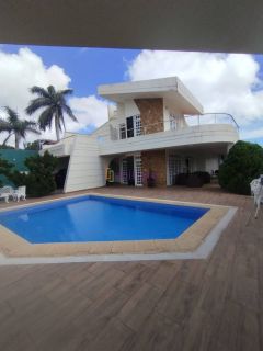 Casa Duplex de 736m² - 3 suítes (1 master) no Quintas do Calhau
