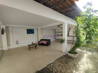 Casa Duplex de 736m² - 3 suítes (1 master) no Quintas do Calhau