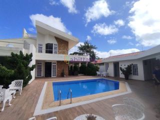 Casa Duplex de 736m² - 3 suítes (1 master) no Quintas do Calhau