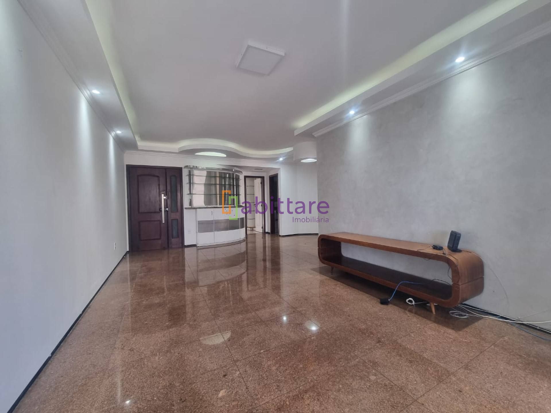 Apartamento no Cond. Costa Rica - 168m² com 4 quartos + DCE