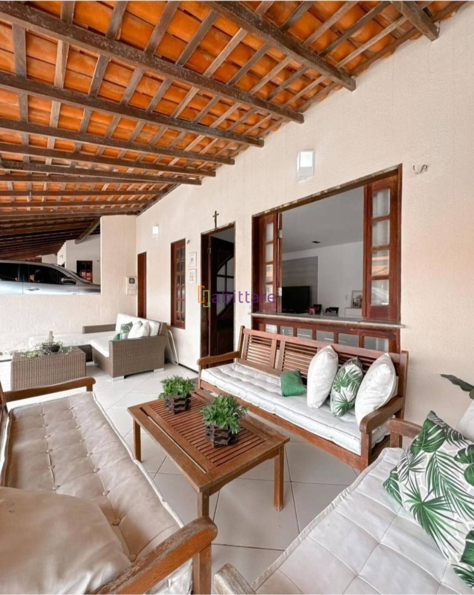 Condomínio Turim - Casa de 176m² com 03 suítes no Cohajap