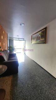 Apartamento de 85m² com 3 quartos (1 suíte) no Porto Seguro