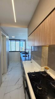 Apartamento Mobiliado de 85m² com 3 quartos (1 suíte) no Porto Seguro
