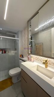 Apartamento Mobiliado de 85m² com 3 quartos (1 suíte) no Porto Seguro