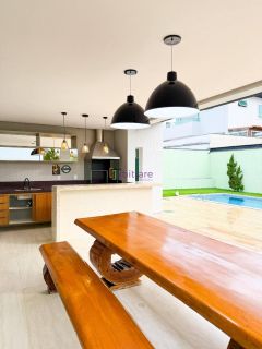 Alugo casa mobiliada no Alphaville  - Fino acabamento e com 4 suítes