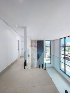 Casa  430m² com 5 suítes, elevador + espaço gourmet com piscina no Alphaville