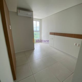 Apartamento no Easy Renascença de 65m² com 2 suítes + lavabo
