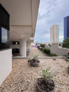 Edificio Buenos Aires - Apartamento de 150m² com 3 suítes + DCE no Calhau.