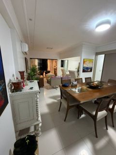 Edificio Buenos Aires - Apartamento de 145m² com 2 suítes + closet no Calhau
