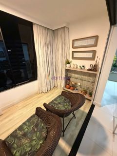 Edificio Buenos Aires - Apartamento de 145m² com 2 suítes + closet no Calhau