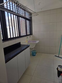 Apartamento no Condomínio Titanium,86m² com 02 quartos (01 SUITE) + DCE, Reformado no Renascença