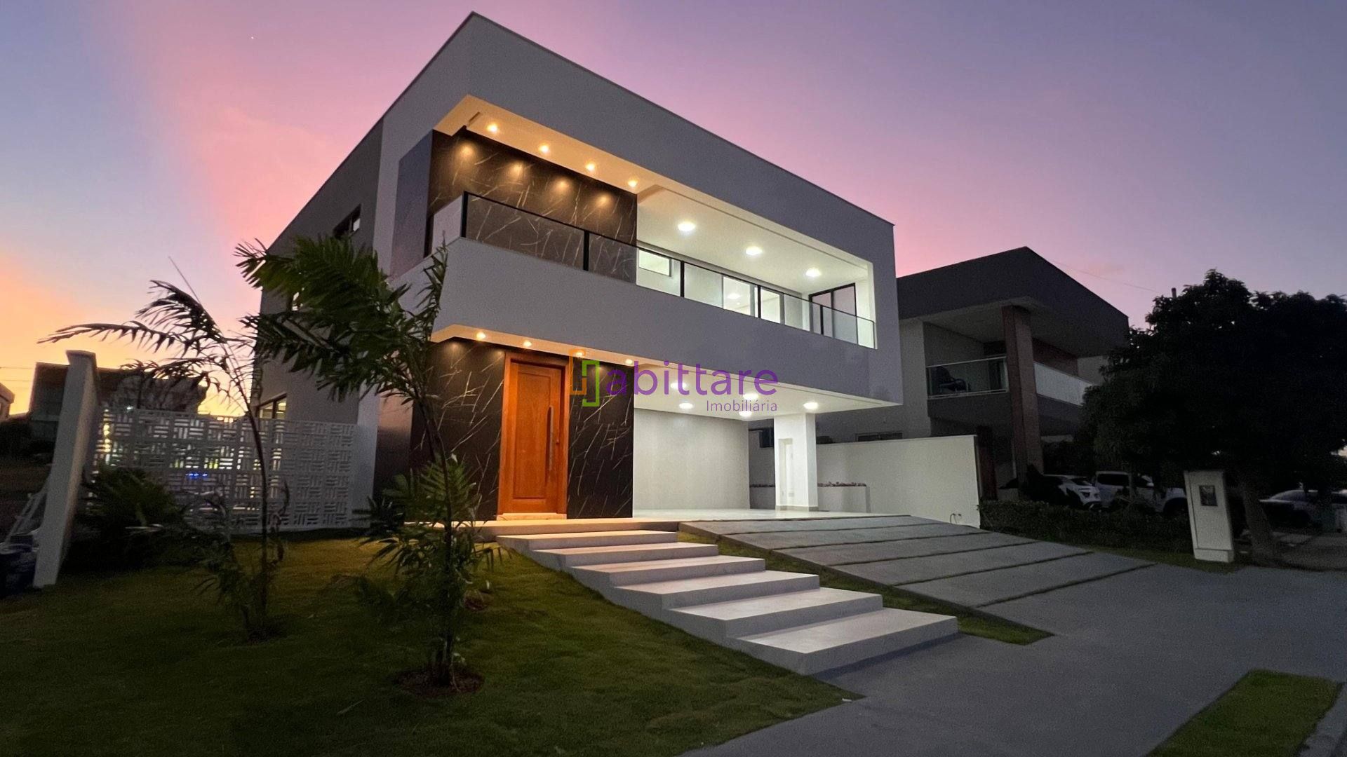 Casa duplex no Alphaville com 5 suítes + Espaço gourmet.