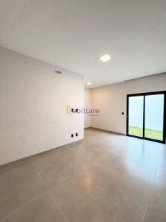 Casa Térrea no Alphaville com 4 suítes + espaço gourmet com piscina