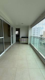 Apartamento de 131m² com 3 suítes no Jardim de Vêneto - nunca habitado