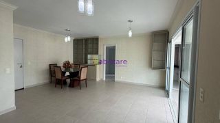 Apartamento de 131m² com 3 suítes no Jardim de Vêneto - nunca habitado