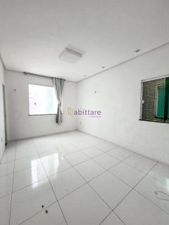 Condomínio Alphaville - Casa ampla com 03 suítes -  488m² de potencial