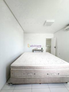 Condomínio Alphaville - Casa ampla com 03 suítes -  488m² de potencial
