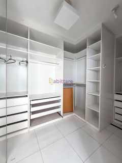 Condomínio Alphaville - Casa ampla com 03 suítes -  488m² de potencial