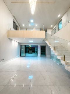 Casa duplex no Condomínio Alphaville de 514m² com 5 suítes