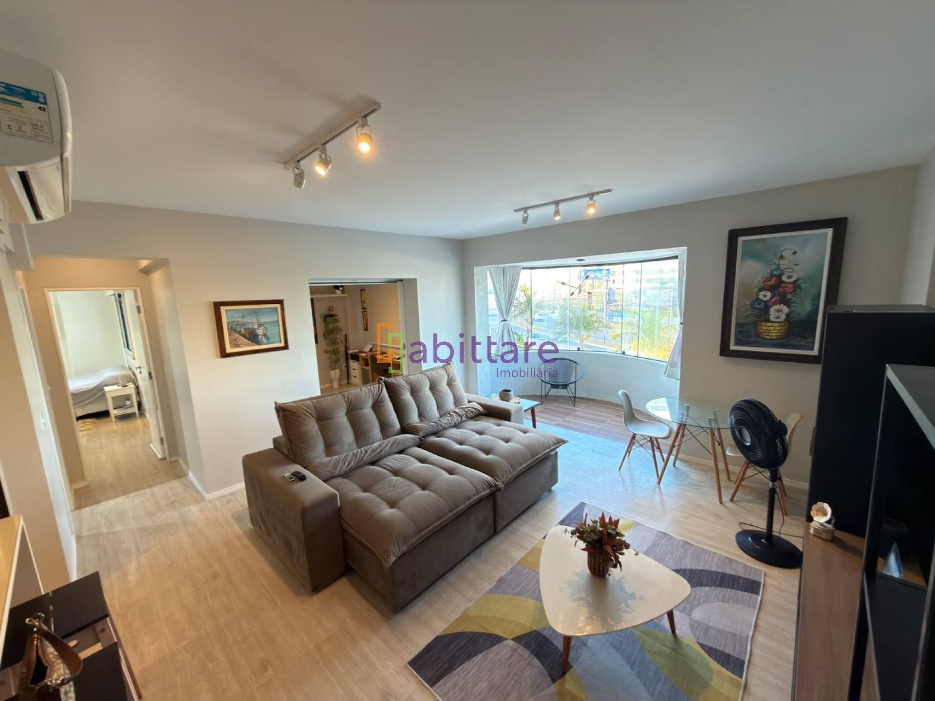 Apartamento MOBILIADO de 88m² com 2 quartos (1 suíte) no Ocean Tower - Ponta D'areia