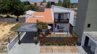 Arcos da Mangaba - Casa com 3 quartos (1 suíte com varanda) + área de lazer privativa com piscina e churrasqueira