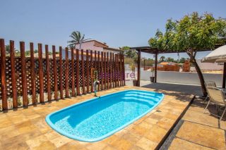 Arcos da Mangaba - Casa com 3 quartos (1 suíte com varanda) + área de lazer privativa com piscina e churrasqueira