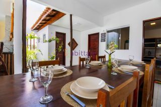 Arcos da Mangaba - Casa com 3 quartos (1 suíte com varanda) + área de lazer privativa com piscina e churrasqueira