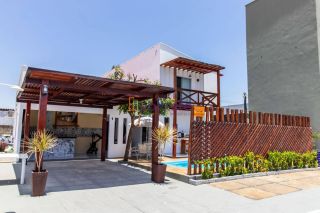 Arcos da Mangaba - Casa com 3 quartos (1 suíte com varanda) + área de lazer privativa com piscina e churrasqueira