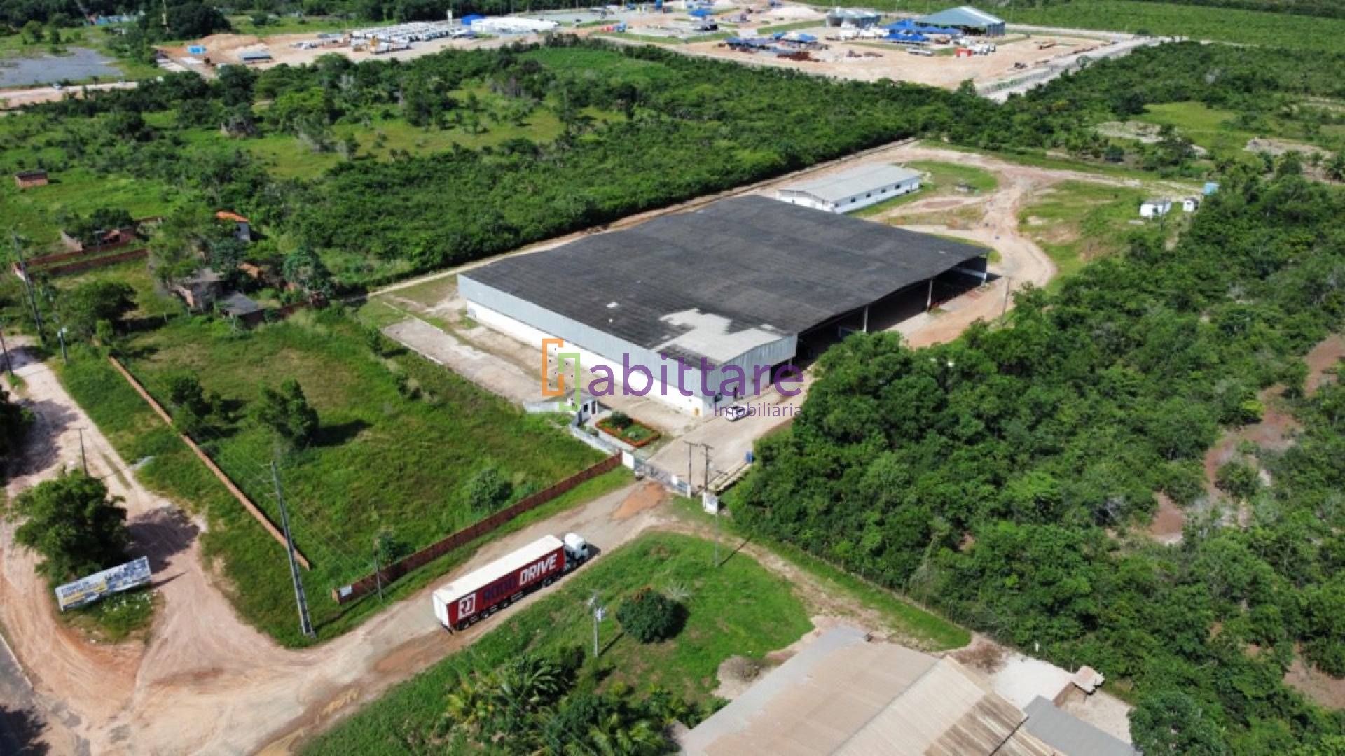 Galpão de 20.000m² pra locação na BR-135