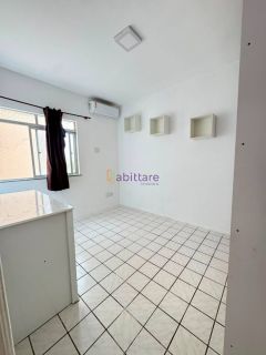 Alugo Apartamento com 2 quartos (1 suíte) no Colina Das Palmeiras