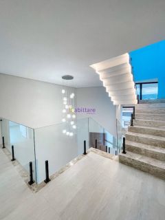 Casa NOVA triplex de 233m² com 4 suítes + rooftop no Araçagy