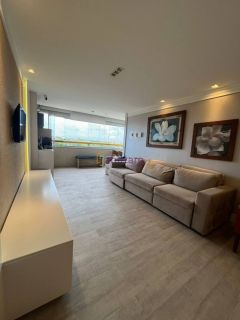 Apartamento de 135m² no Edifício Elza Regadas com 3 suítes