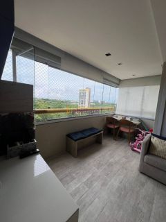 Apartamento de 135m² no Edifício Elza Regadas com 3 suítes