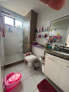 Apartamento de 135m² no Edifício Elza Regadas com 3 suítes