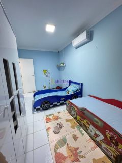 Casa duplex de condomínio com 03 quartos (1 suíte) na Cohama.
