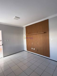 Casa duplex com 3 quartos (1 suíte) no Villagio Jardins - Cohama