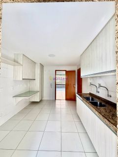 Apartamento de 146m² no Monte Carlo com 03 suítes (01 master)+ DCE.
