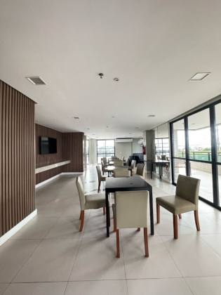Apartamento de 146m² no Monte Carlo com 03 suítes (1 master)+ DCE.