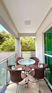 Casa duplex de 549m² no Quintas do Calhau com 03 suítes + piscina