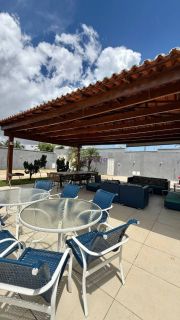 Casa duplex de 549m² no Quintas do Calhau com 03 suítes + piscina