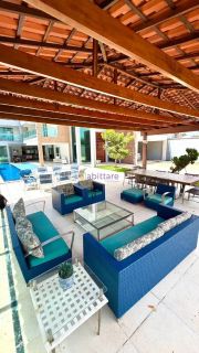 Casa duplex de 549m² no Quintas do Calhau com 03 suítes + piscina
